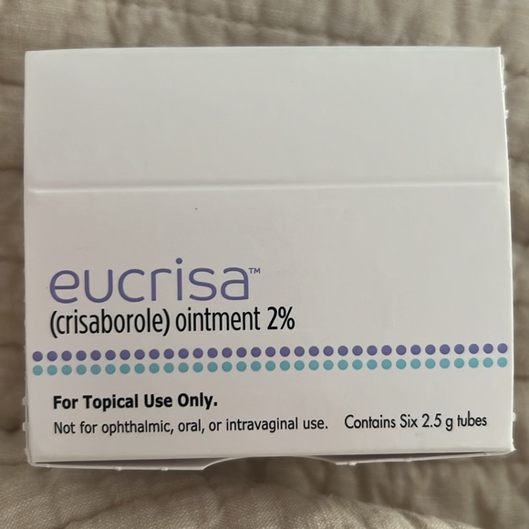 EUCRISA (CRISABOLORE) OINTMENT 2% (Contains 6 2.5 g tubes) - Picture 2 of 8